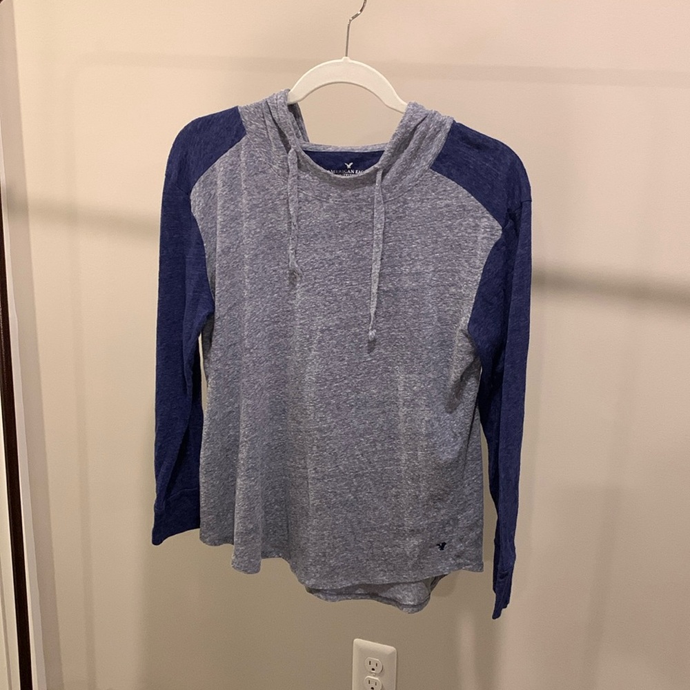 American Eagle Hooded Henley 3/4 sleeve tee Heather Blue